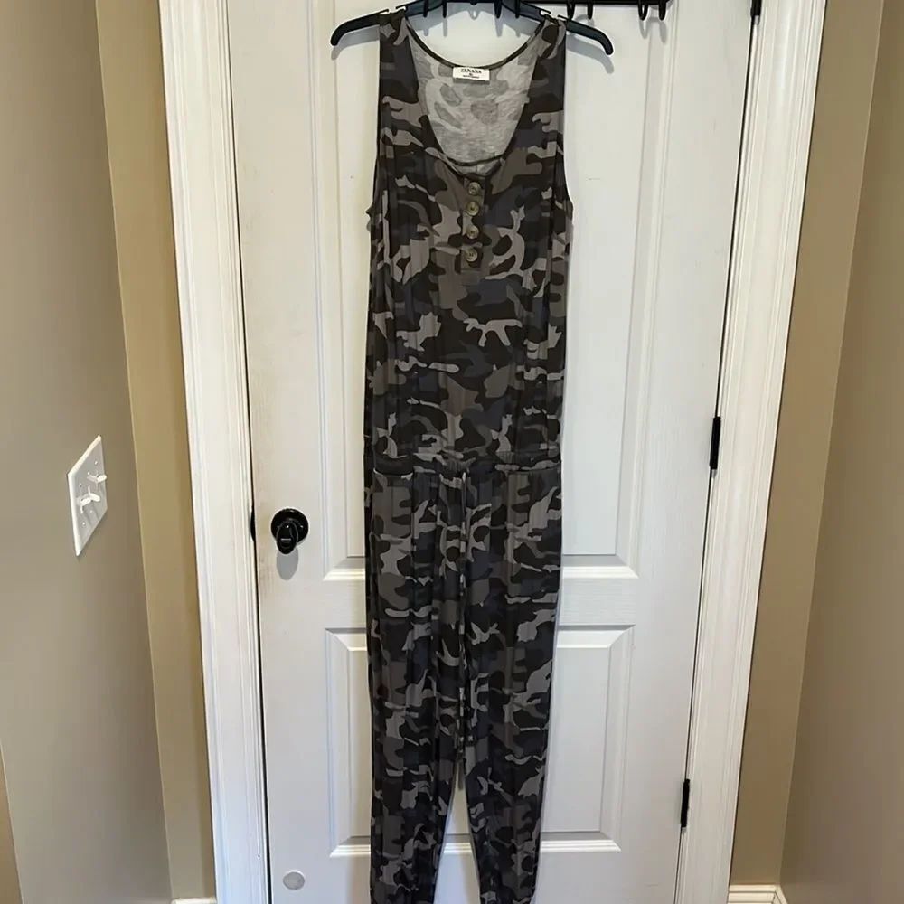New Zenana Camo Jumpsuit soft and long